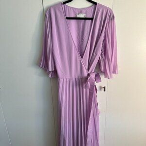 ASOS DESIGN Curve Exclusive Pleated midi Wrap Dress - Lilac